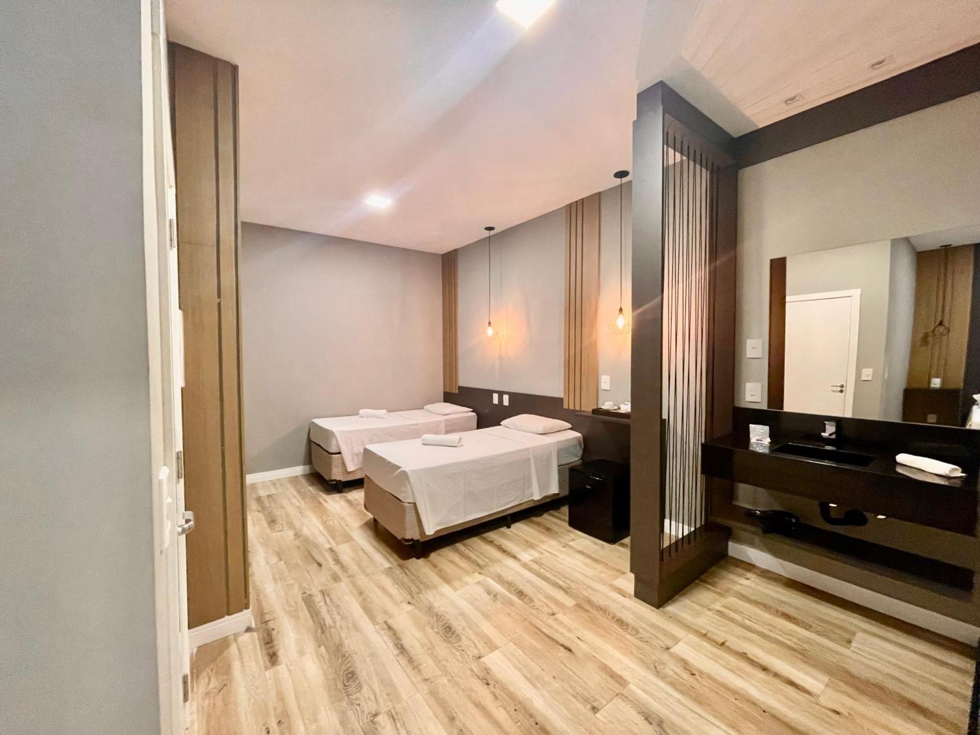Eleganz Suites グラマド エクステリア 写真